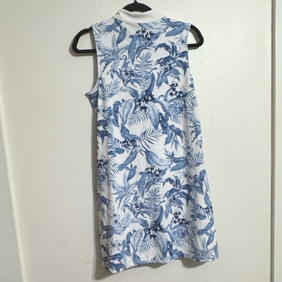Tommy Bahama Women’s Golf Floral Blue and White Dress - Picture 2 of 4